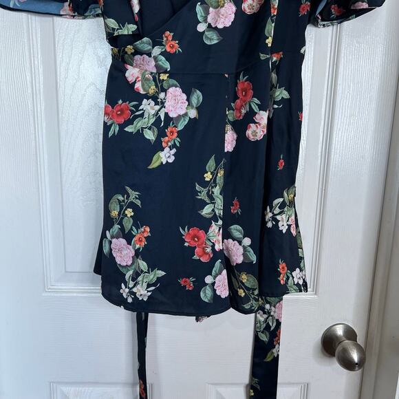 KEEPSAKE the Label For Me Romper Size Medium Floral Navy Blue Playsuit - Picture 7 of 7